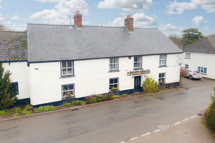 Land for sale in Chawleigh