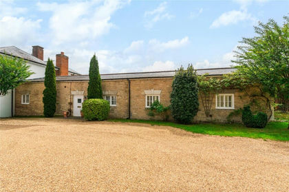 Barn Conversion for sale in Tyringham and Filgrave