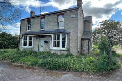 1.8 acres of House with Land for sale in Meldreth