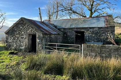 27 acres of Agricultural Land for sale in Llandwrog