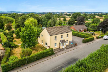 2 acres of House with Land for sale in Hamfallow