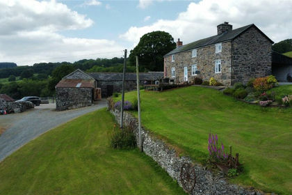31.8 acres of Small Farm for sale in Llanwddyn