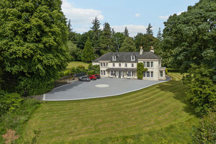 10 acres of House with Land for sale in Ayr, Carrick and Cumnock