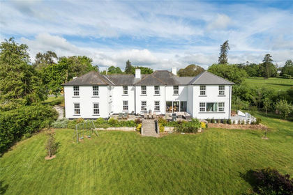 1.6 acres of House with Land for sale in Chudleigh