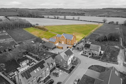 3 acres of House with Land for sale in Great Oxendon