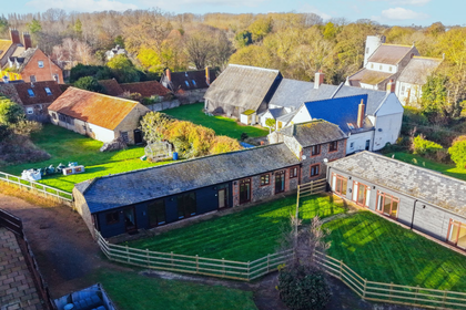 Barn Conversion for sale in Snailwell