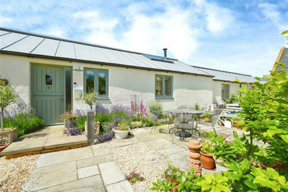 Barn Conversion for sale in Burford