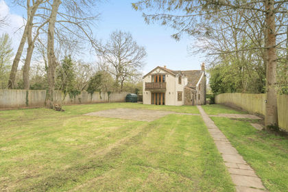 3 acres of Equestrian property for sale in Chew Stoke