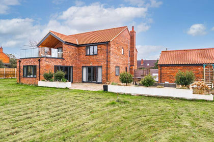 3.5 acres of House with Land for sale in Belton with Browston