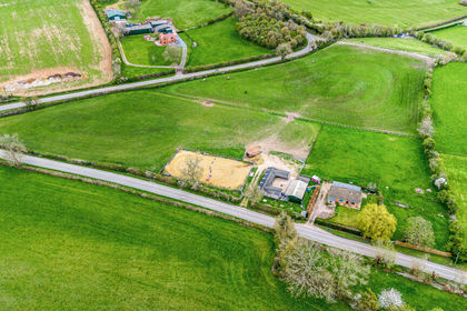 7 acres of Equestrian property for sale in Eldersfield