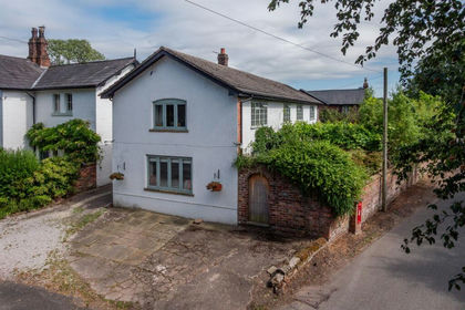 Barn Conversion for sale in Ollerton