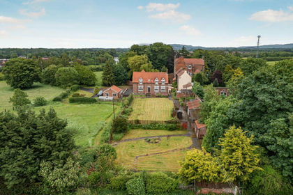 4.5 acres of House with Land for sale in Stainton and Thornton