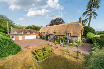 1.4 acres of House with Land for sale in Ogbourne St. George