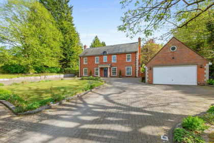 2 acres of House with Land for sale in Wendover