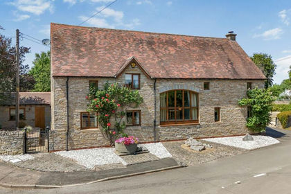 Barn Conversion for sale in Cleeve Prior