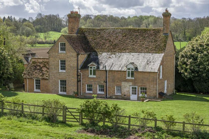 33 acres of Farm for sale in Kintbury