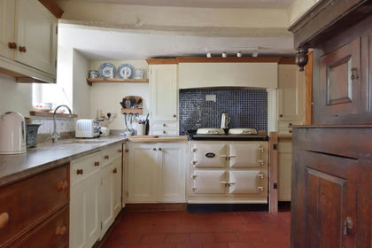 1.3 acres of House with Land for sale in Richards Castle (Hereford)