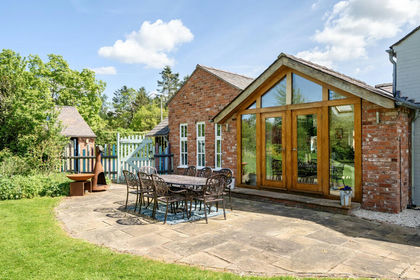7.5 acres of House with Land for sale in Whittington