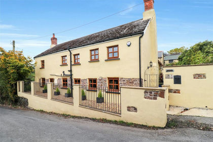 11.3 acres of Equestrian property for sale in North Molton