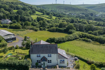 5 acres of Smallholding for sale in Cwmamman