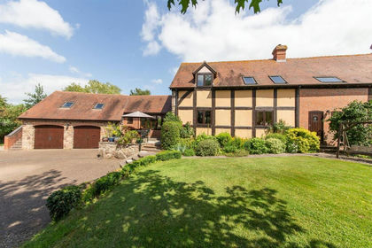 Barn Conversion for sale in Luston
