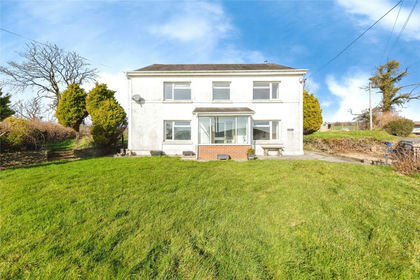 2.9 acres of Land for sale in Pontyberem