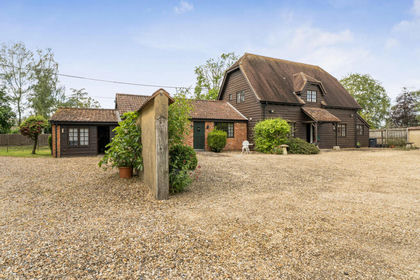 5.4 acres of Barn Conversion for sale in Marston