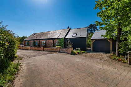 Barn Conversion for sale in South Hykeham