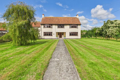 5 acres of House with Land for sale in East Brent
