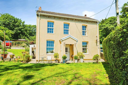 4 acres of House with Land for sale in St. Bride's Minor
