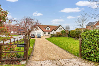 1 acre of House with Land for sale in Middleton-on-Leven