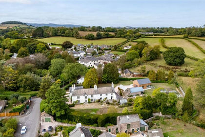 1.1 acres of House with Land for sale in Ipplepen