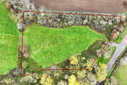 1.1 acres of Agricultural Land for sale in Grendon Underwood