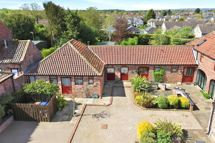 Barn Conversion for sale in Thorpe Willoughby
