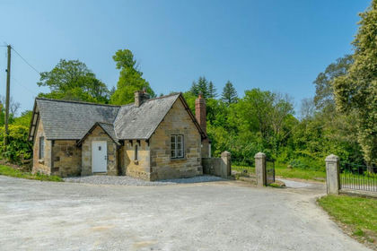 1.1 acres of Cottage for sale in Perranzabuloe