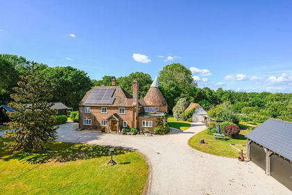 5.1 acres of Residential Land for sale in Kenardington
