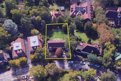 Development Land for sale in Croydon South