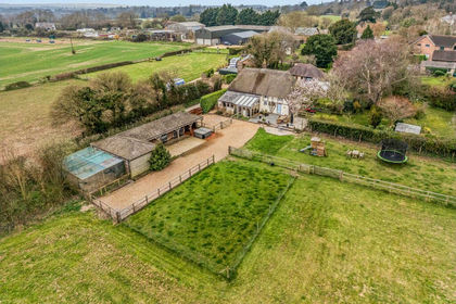 5.8 acres of Cottage for sale in Horndean