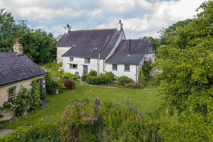 39 acres of Farmhouse for sale in Llanfyrnach