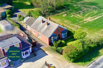 1.2 acres of House with Land for sale in Barrow upon Humber