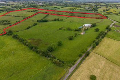 55.7 acres of Farm for sale in Dilhorne
