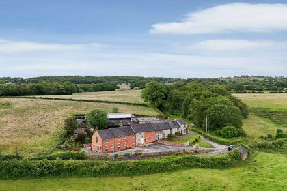 Barn Conversion for sale in Newbold Astbury