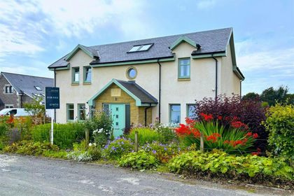 3.2 acres of House with Land for sale in East Kilbride and Strathaven