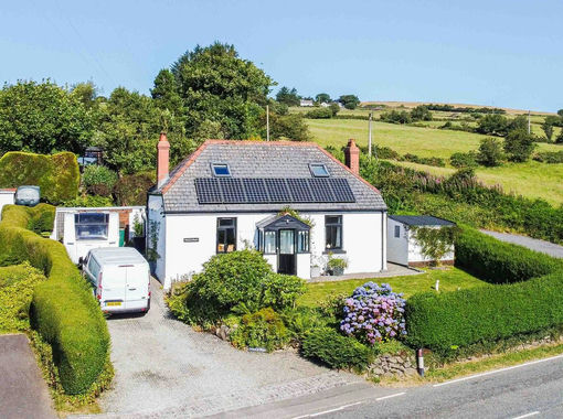 1.5 acres of House with Land for sale in Crymych