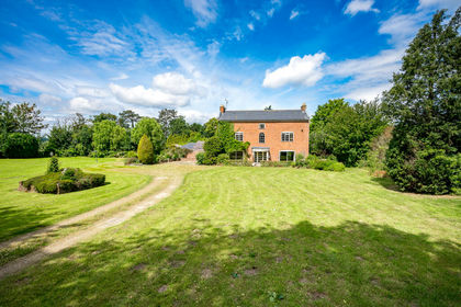 1 acre of House with Land for sale in Sealand