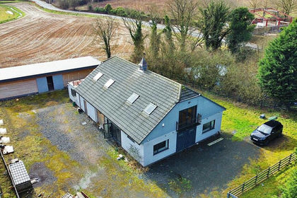 10.4 acres of Equestrian property for sale in Whiston