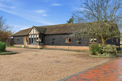 1.4 acres of House with Land for sale in Brentwood and Ongar