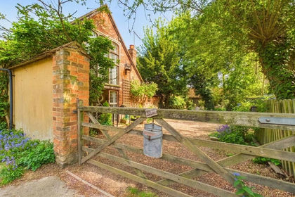 Barn Conversion for sale in Haddenham