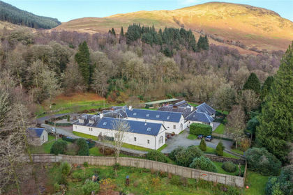 19.9 acres of Cottage for sale in Argyll, Bute and South Lochaber