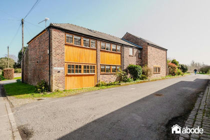Barn Conversion for sale in Ince Blundell